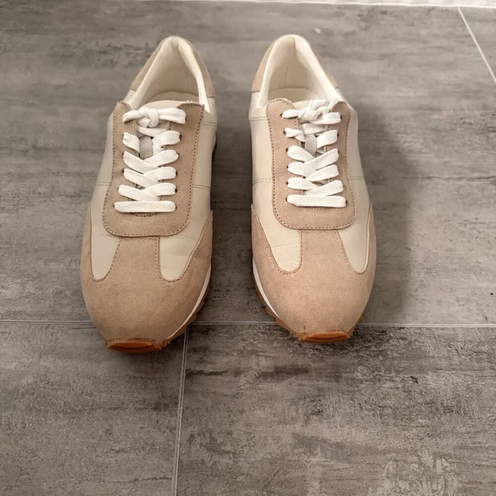 Loft Women's‎ Beige old school look sneakers Size 7.5